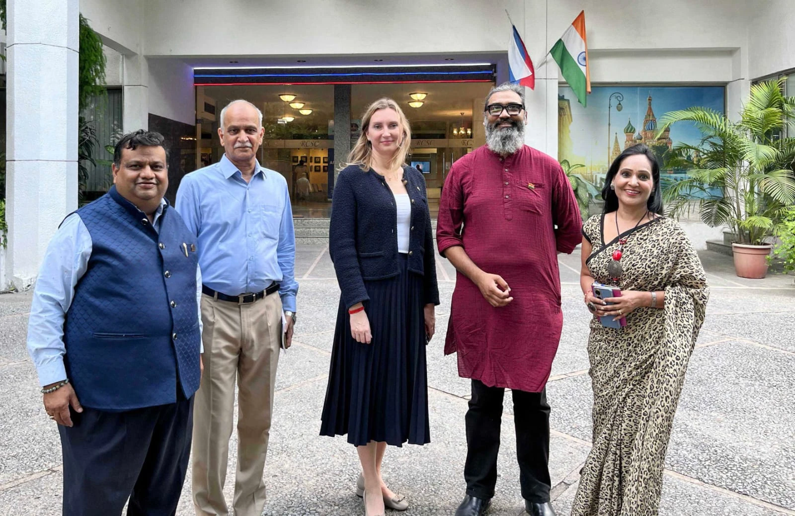  “Russia – An Indian View II” Exhibition Celebrated Indo-Russian Cultural Ties in New Delhi